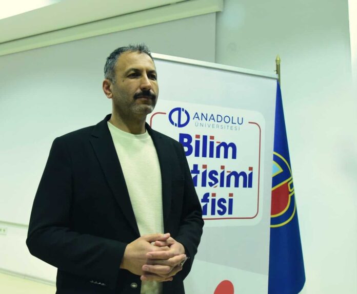 Uzmanlar, Gençler Arasında Yaygınlaşan IBAN Kiralama ve Dijital Dolandırıcılıklara Karşı Uyarıyor