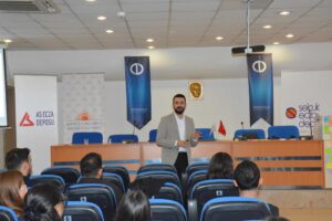 Anadolu Üniversitesi’nde 7 Bölge 7 Proje Laboratuvarı Eğitimiyle Eczacılık Öğrencilerine Yenilikçi Yaklaşım