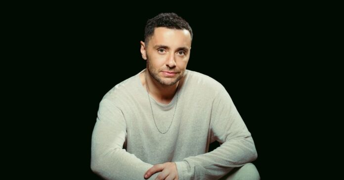 Özay Bakır, Sezen Aksu’dan Aldığı İlhamla 'Döngü' Adlı Yeni Single’ını Tanıttı